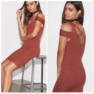 NWOT Kendall & Kylie Cold Shoulder Bodycon Dress